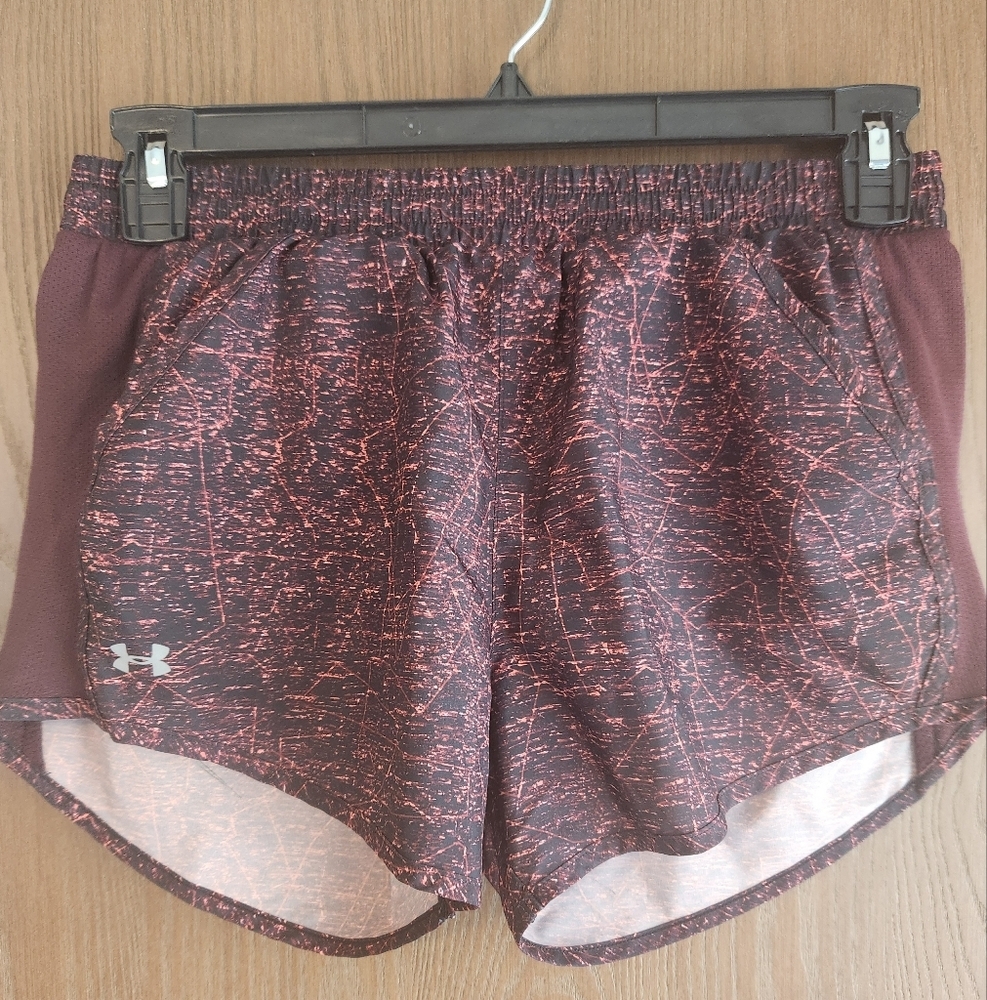 Under Armour Black and Pink Athletic Shorts Lightweight Breathable Design
